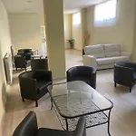 Guest house Sara 3*