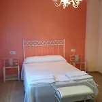 Guest house Sara 3*